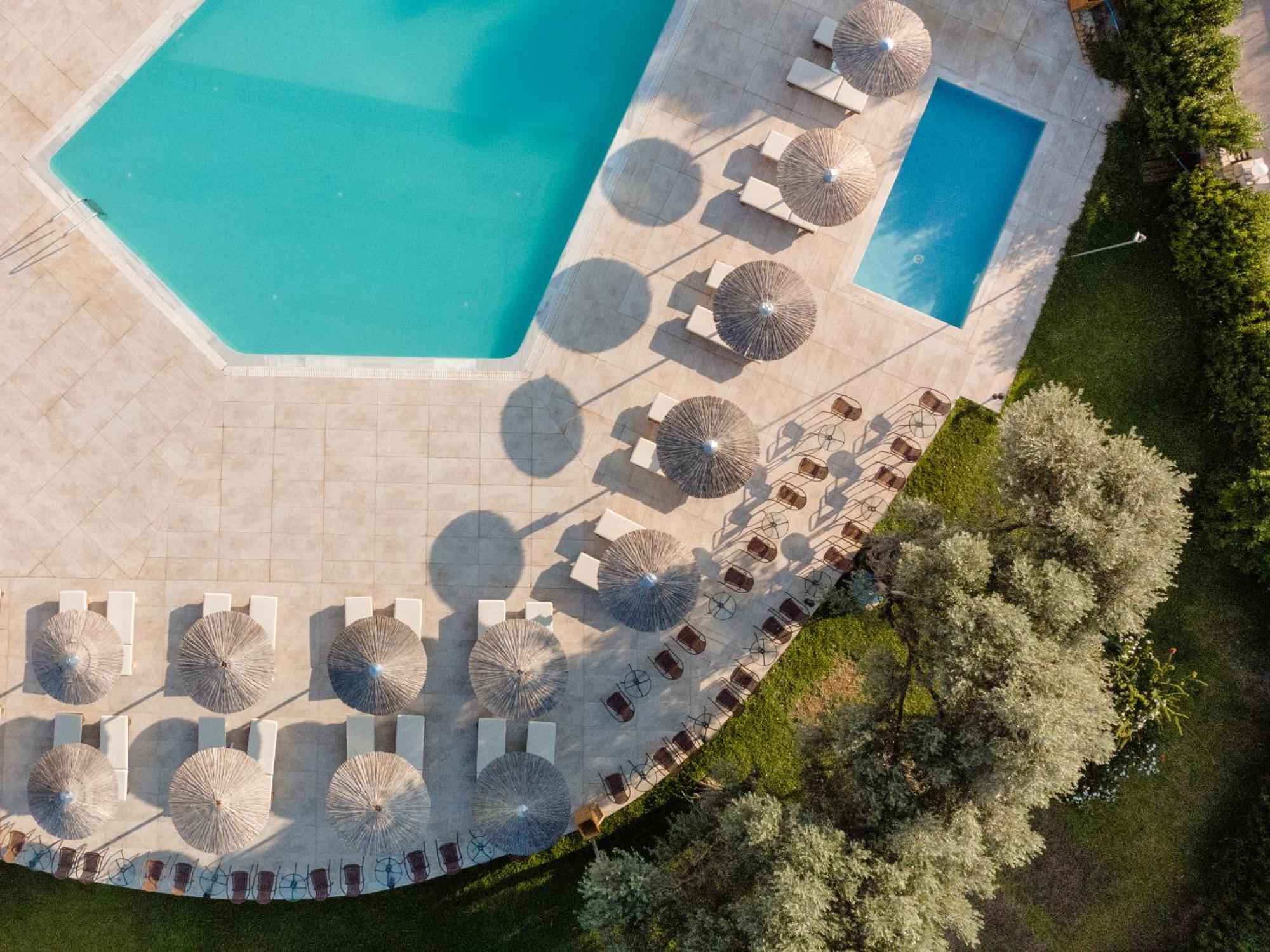 Evia Riviera Resort Амарінтос Екстер'єр фото